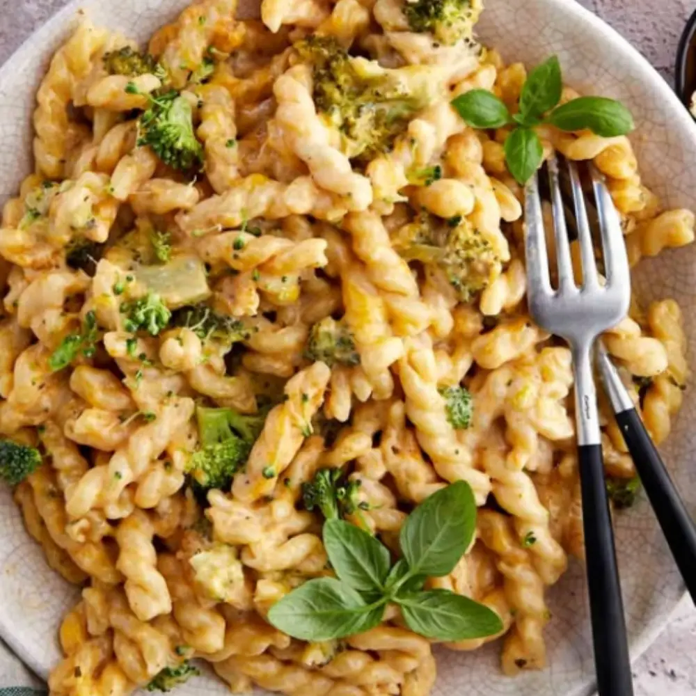 Baked Broccoli Mac and Cheese
